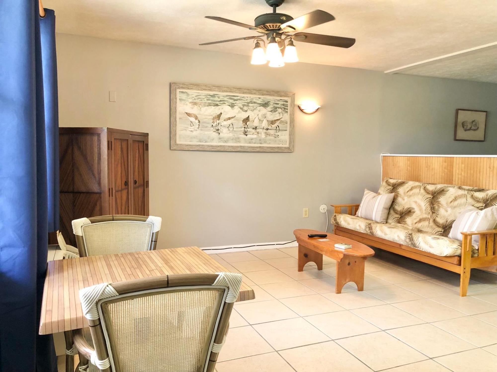 Davis House Inn セバスチャン 部屋 写真